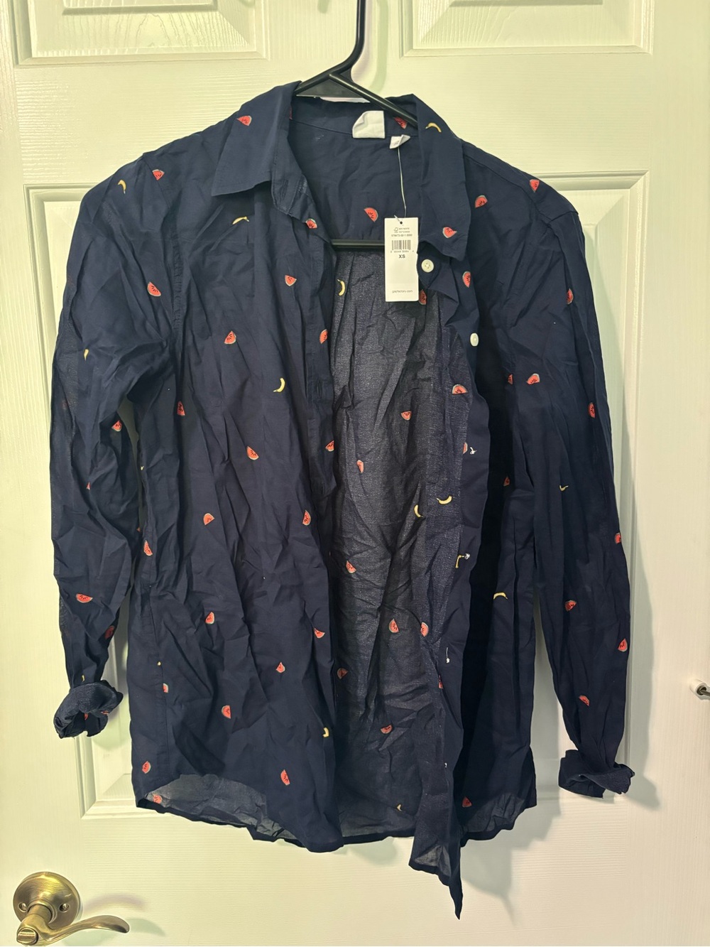 NWT Gap Factory Fruit Button Up Shirt